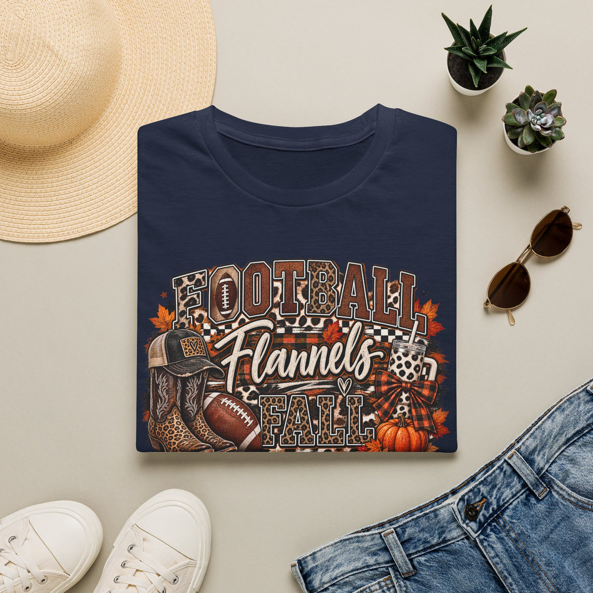 Football season, flannel weather, and all the fall vibes. 🏈🍂
